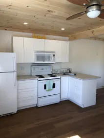 Sauble Beach Sandy Bungalow - Image 3