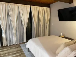 Private Guest Suite with Private Entry - Image 2