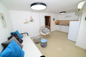 2-room ground apartment with hammock • Yard • Close to city center - Image 5