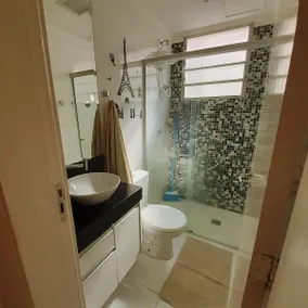 Equipped apartment with an excellent location. - Image 5