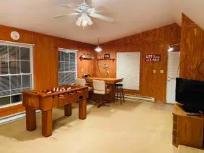 Pocono Retreat, Arrowhead Lake, Relaxation - Image 4
