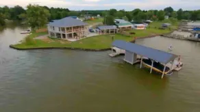 Lake house - Image 2