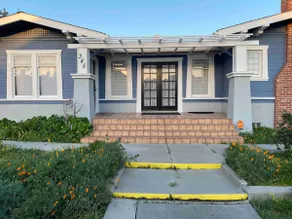 Entire place sleeps 4 with free attraction passes - Image 2