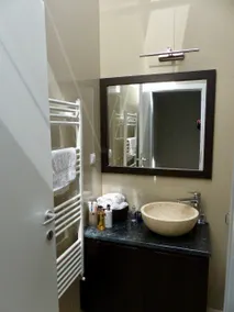 Modern, deluxe apartment in rural part of Floresti, Cluj-Napoca - Image 4