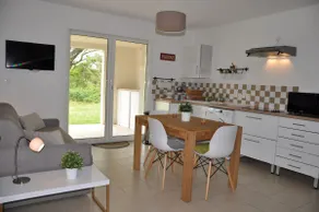 Charming apartment with large terrace and private pool 5 minutes from the beach - Image 3