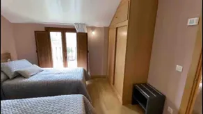 Apartment 4 - Image 4