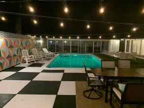 Mid-Century Modern (beheizt) Poolparadies - Image 5