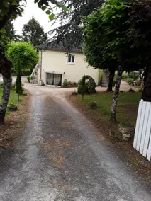 ”Les Cèdres Bleus” Apt F2 near Lascaux, Périgord - Image 4