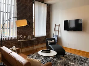 Downtown Lynchburg Loft - Doors that Open to St. - Image 2