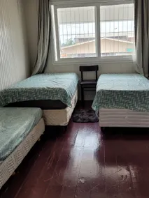 4th house house for up to 16 guests plus 4 sofas - Image 4
