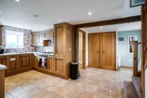 The Coach House - Farmhouse with Private Reservoir & Lake - Sleeps 4 - Image 3
