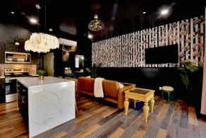 Whiskey Row's Animal House - Image 2