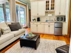 Cottage in the Country - Image 3