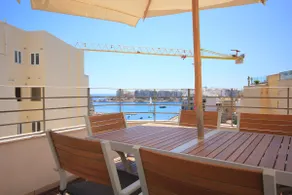 Spinola Bay 2 Bedroom Duplex with amazing Terrace - Image 4