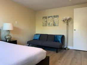 Beautiful Quiet Getaway, Newly Remodeled - Image 5