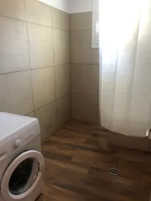 Christina' s apartment - Image 3