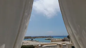 SEA FRONT VILLA IN THE MALDIVES OF SALENTO - Image 2