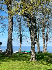 Lakefront Retreat w/ Year Round Hot TUB - Image 2