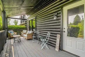 Gorgeous Modernized Cabin + Hot Tub + Pool Table - Image 2