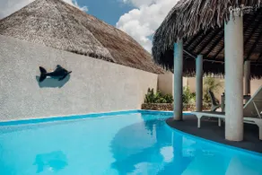 Large Beachfront 3 Bedroom Villa - Image 5