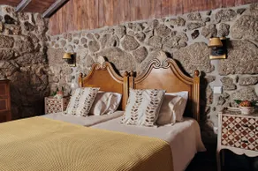Casa de Louredo - rural tourism - Yellow Suite - Image 4
