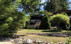 Waterfront cabin on popular Mara Lake in Shuswap. - Image 4