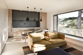 Two Bedroom Apartment With Sea View in Villa - Image 2