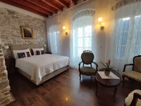 Modern ”Olympia Mansion”, Katapola, Amorgos - Image 2