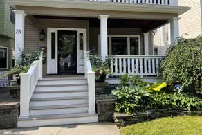 Tranquil Hideaway in Elmwood Village - Image 2