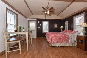 1BR Waterfront cottage with a view of the wild Chincoteague ponies! - Image 4