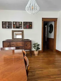 Quaint Pet Friendly 2 Bed Apt Downtown Meadville - Image 4