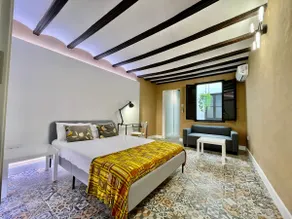 Exceptional casa in historical centre of Castello - Image 4
