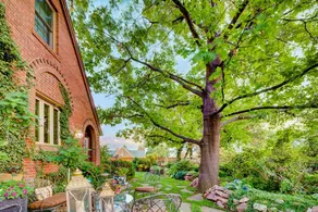Charming Airbnb in ParkHill neighborhood - Image 4