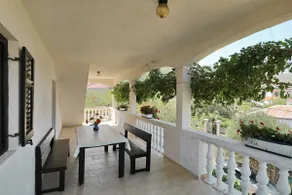 App with amazing sea view, pool & gym 2 - Image 4