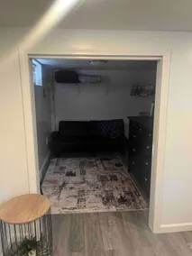 1 bedroom apartment on a quiet street - Image 4