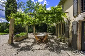 Superbe mas climatisé pour 14 personnes, piscine chauffée privée, coté Alpilles - Image 3