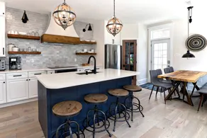 Just redone, 1 1/2 block from Ventnor beach - Image 2