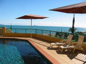Airlie Beach & Island Views - Image 5