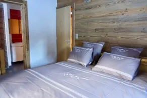 Renovated Classic 1803 Chalet - Image 5