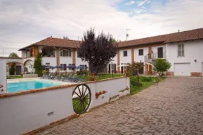1 COUNTRY HOUSE WITH GARDEN AND SWIMMING POOL - ZENZERO - Image 4