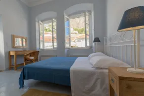 The House at the Centre - Image 3