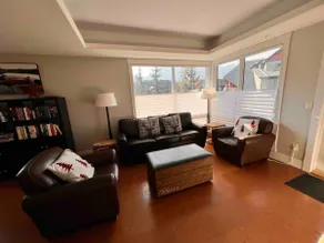 Relaxing Mountain Retreat, Corner Views, Sleeps 8 - Image 5