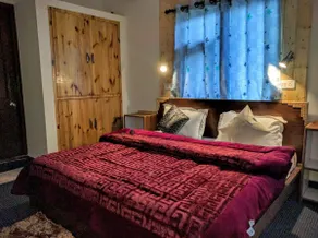 Winter Heaven Cottage with Exotic View - Image 4