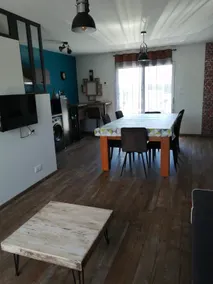 Entire place adjoining the primary residence - Image 5
