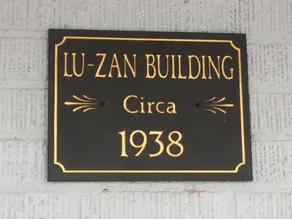 LU-ZAN SUITES, SUITE A - Image 2