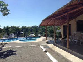 Spacious house with a private pool - Image 2