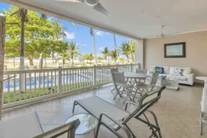 Oceanfront Resort The Palms Jaco Playa Jacó 103 CR - Image 3