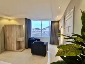 APT 303 | Studio King Suite - Image 4