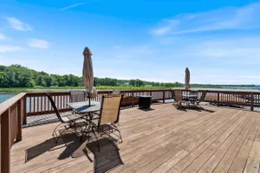 Overwater Bungalow Sodus Bay/Lake Ontario - Image 3