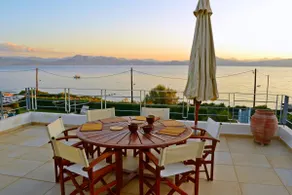 Luxury Beach house viewing at the Corinthian Gulf - Image 3